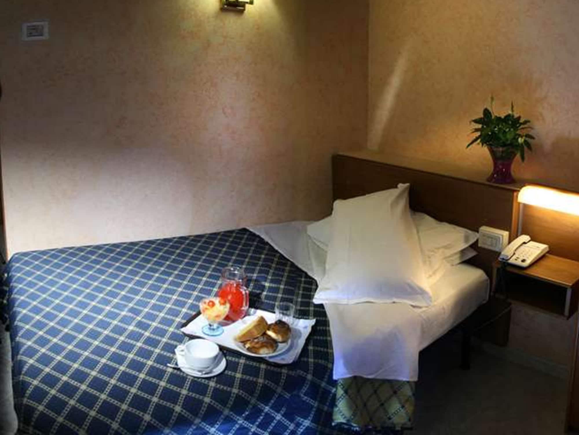 Hotel Salaria Rom Exterior foto
