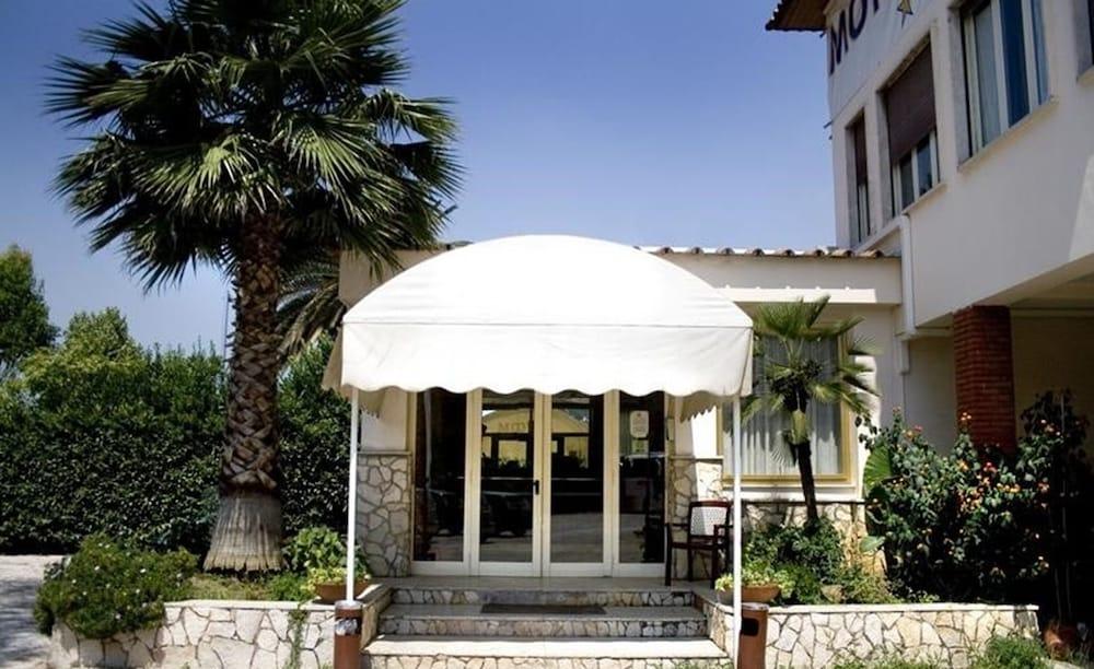 Hotel Salaria Rom Exterior foto